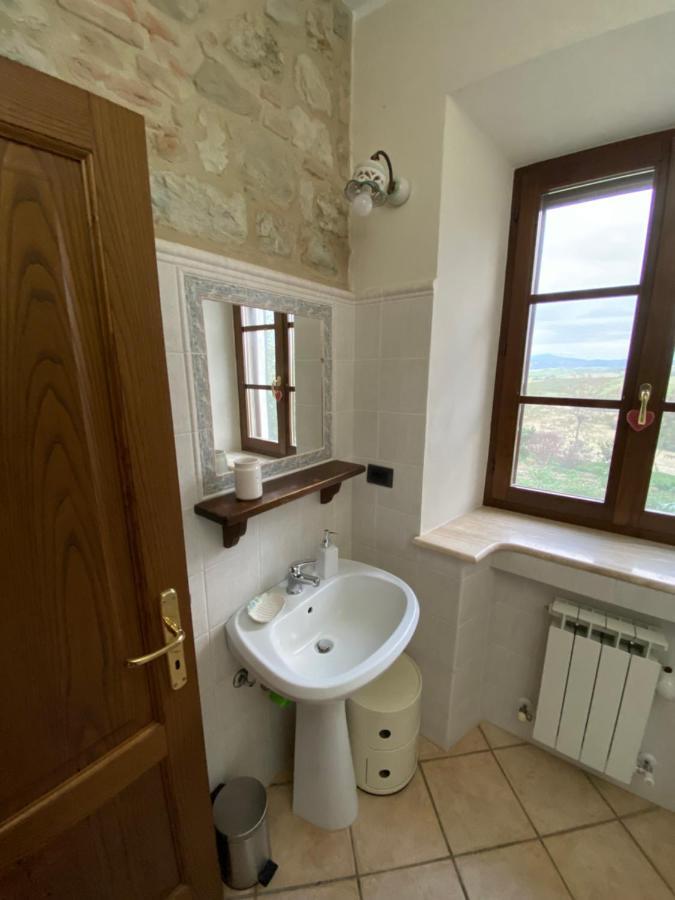 Castiglione dʼOrcia Agriturismo Il Pozzo מראה חיצוני תמונה
